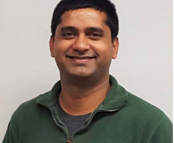 Dijam's headshot