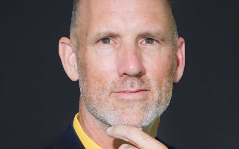 Headshot of Bob Dahlstrom